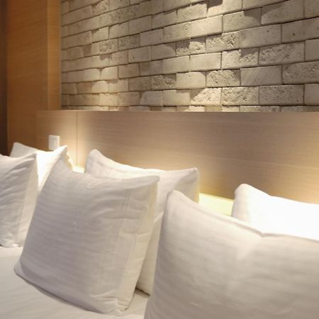 Guest Hotel Taipei Bagian luar foto