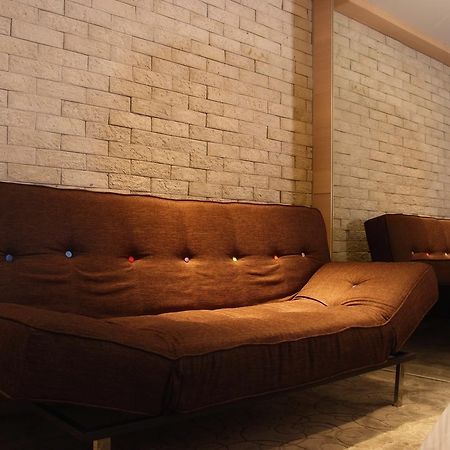 Guest Hotel Taipei Bagian luar foto