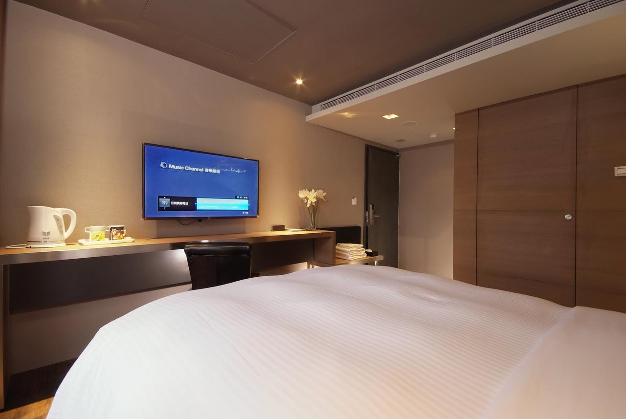 Guest Hotel Taipei Bagian luar foto