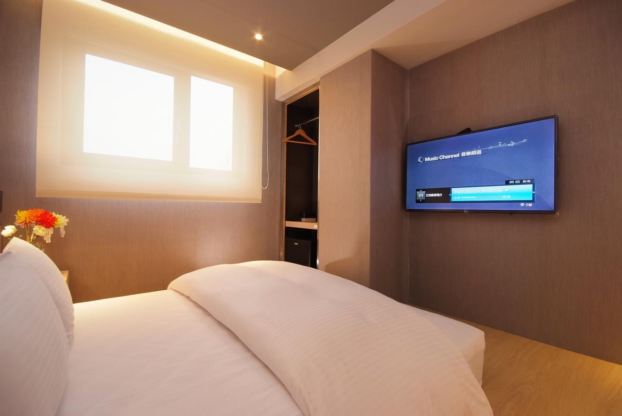 Guest Hotel Taipei Bagian luar foto
