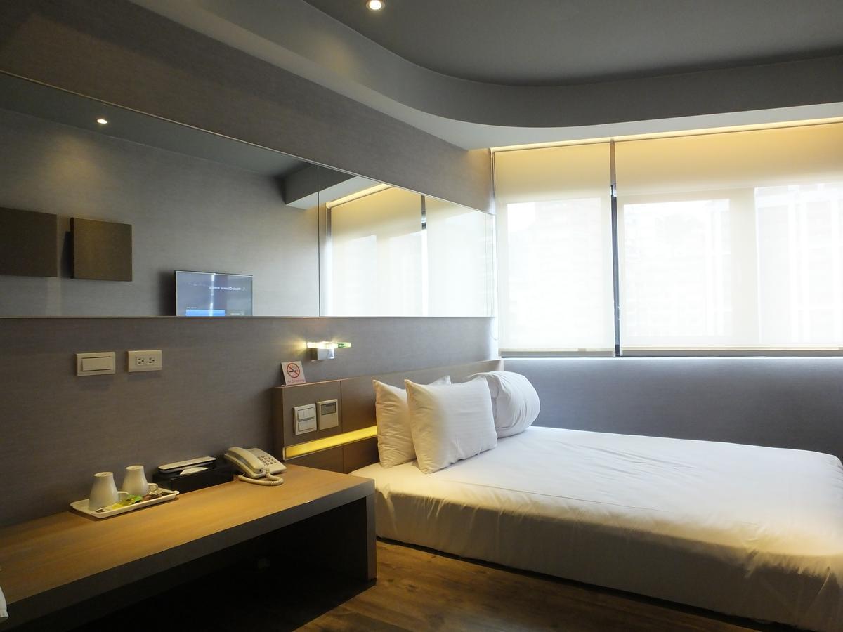 Guest Hotel Taipei Bagian luar foto