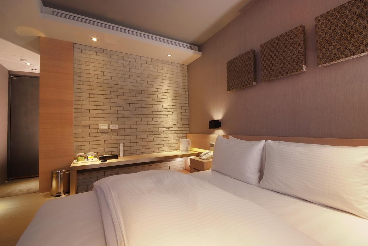 Guest Hotel Taipei Bagian luar foto